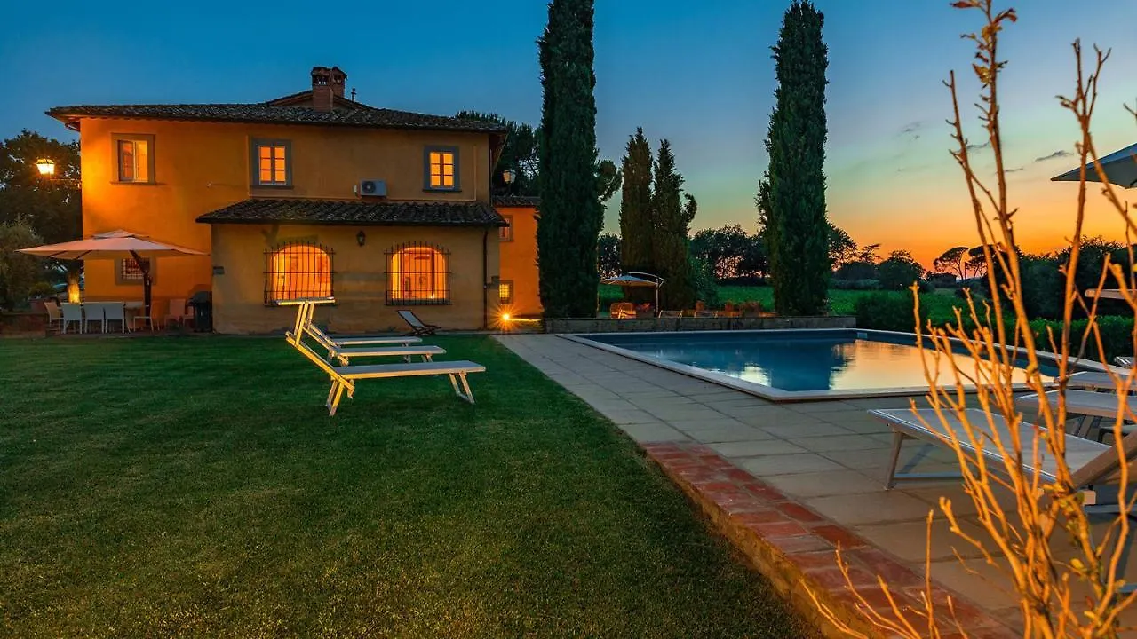 Villa Pucci 12, Emma Villas Monte San Savino